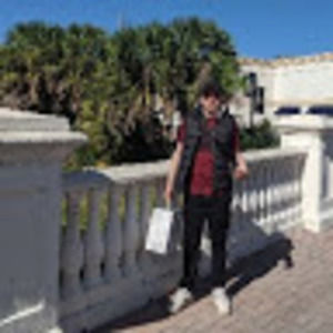 Meet your Posher, Evan